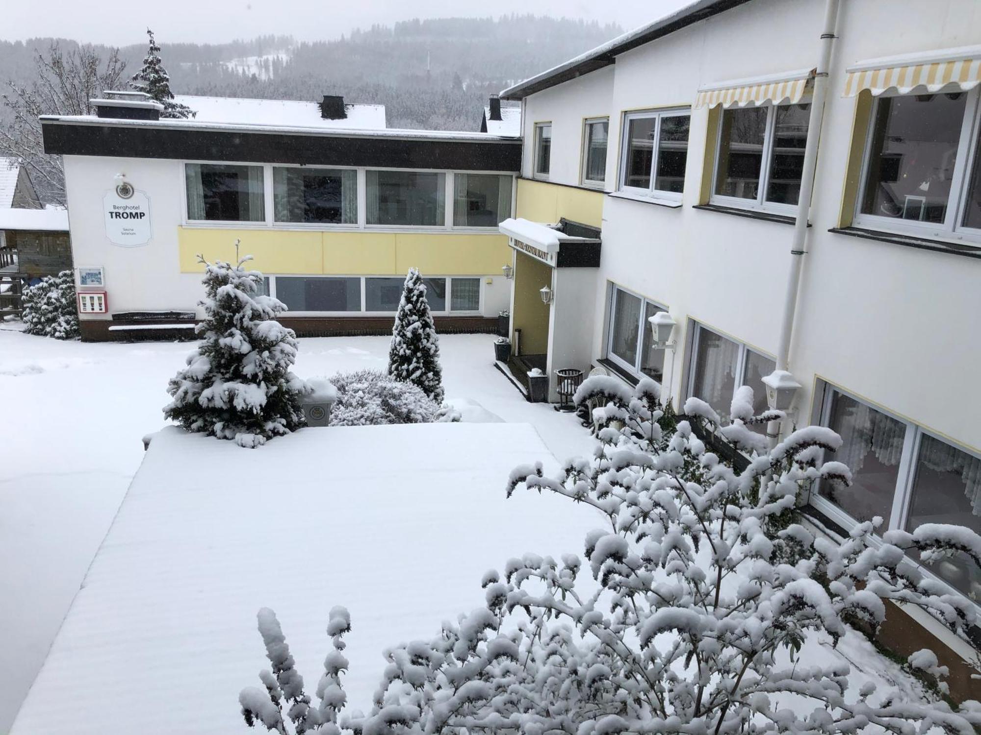 Berghotel Natura Bed & Breakfast Winterberg Exterior photo